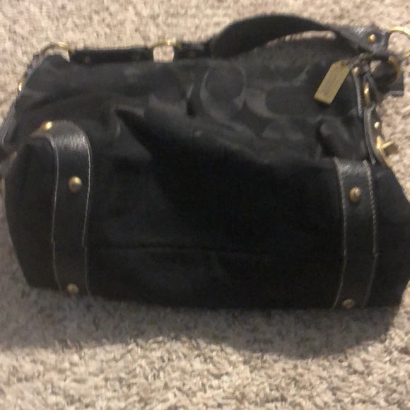 Coach purse - Picture 2 of 3